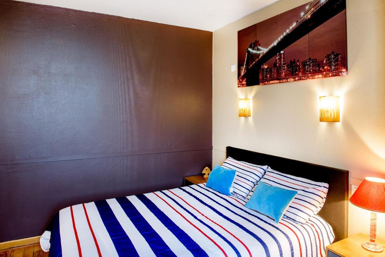 Hotel La Sainte Famille à Lourdes Extérieur photo